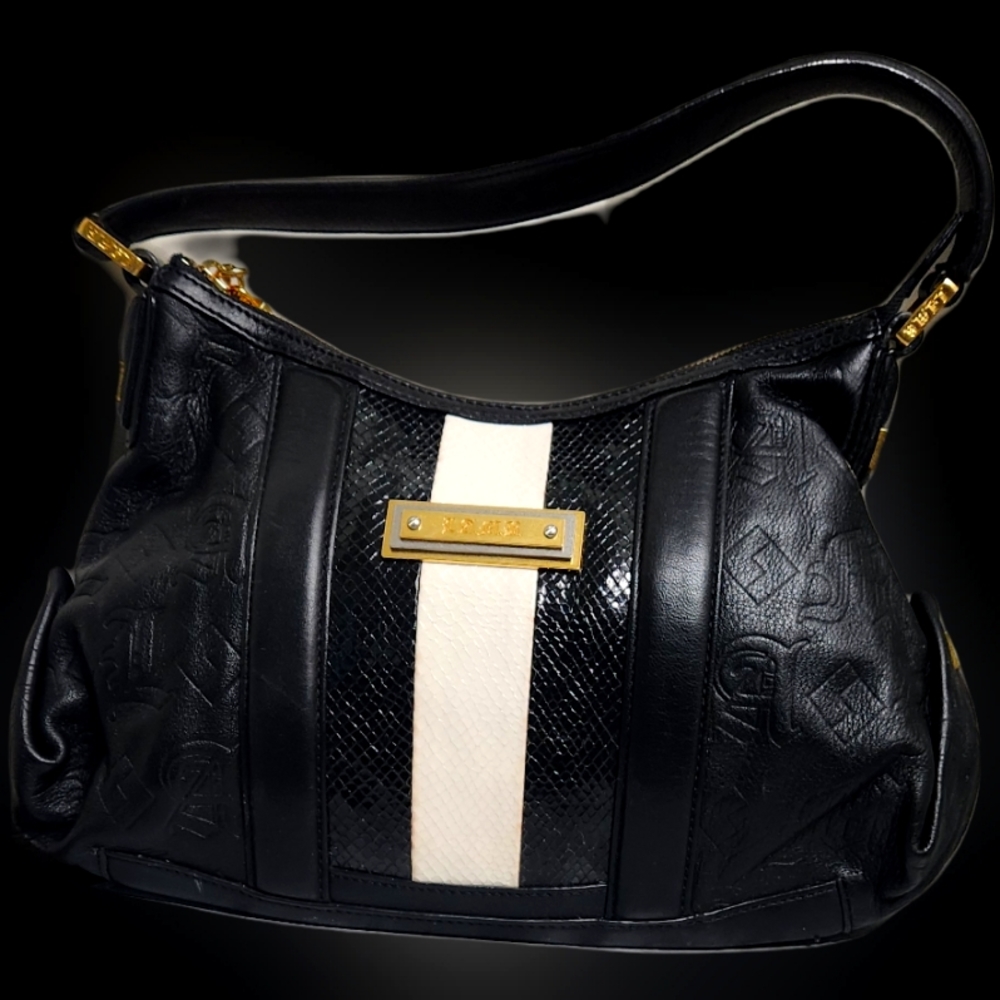 #P  L.A.M.B. Women's Genuine Leather Purse with Zippered pocket on the inside